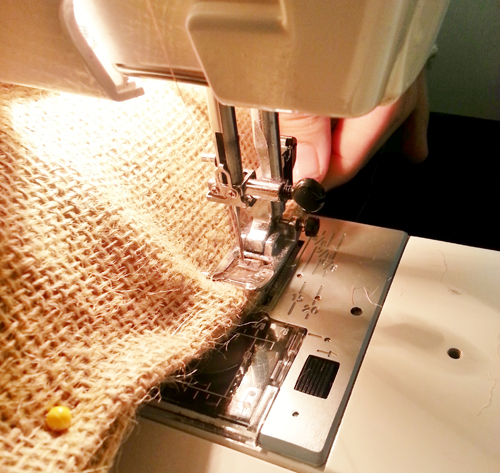 Boutique Burlap Pillows-8-Sewing-the-Final-Seam