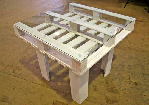 Make a Smart-Looking Pallet Table - Image 7